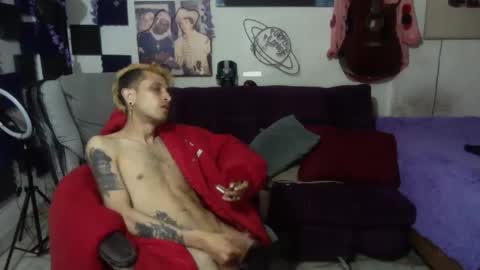 vl21cm online show from February 5, 7:39 am