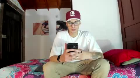 Snapshot of vlad__night chatting on June 15, 3:53 am Vlad online show from June 15, 3:53 am