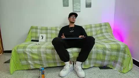 Snapshot of vlad__night chatting on July 12, 8:00 pm Vlad online show from July 12, 8:00 pm