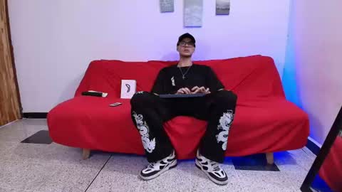 Snapshot of vlad__night chatting on July 21, 8:55 pm Vlad online show from July 21, 8:55 pm