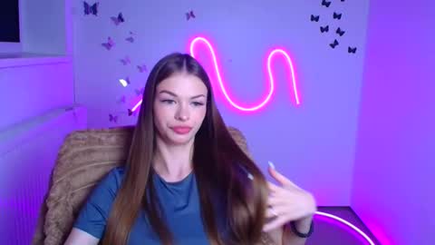 Snapshot of vladaseduction chatting on May 9, 11:37 am Vlada online show from May 9, 11:37 am