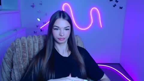 Snapshot of vladaseduction chatting on May 16, 11:20 am Vlada online show from May 16, 11:20 am