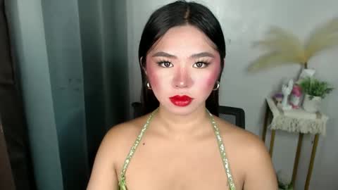 voganmarie online show from June 7, 6:33 pm