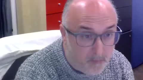 Snapshot of volpi72 chatting on April 7, 6:41 pm volpi72 online show from April 7, 6:41 pm