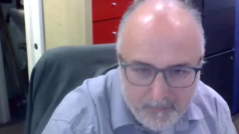 Snapshot of volpi72 chatting on April 23, 10:47 am volpi72 online show from April 23, 10:47 am