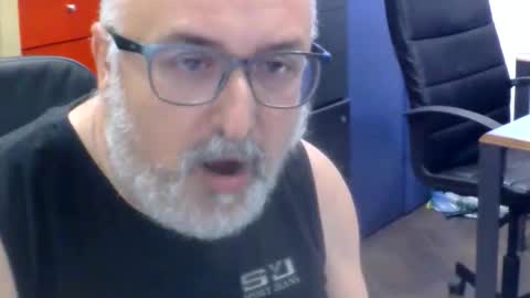 Snapshot of volpi72 chatting on June 9, 6:30 pm volpi72 online show from June 9, 6:30 pm