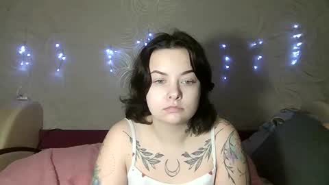Snapshot of volshebnik_130 chatting on January 8, 5:48 pm Volshebnik1302 online show from January 8, 5:48 pm