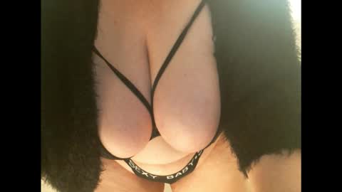 Mary online show from December 15, 3:38 pm