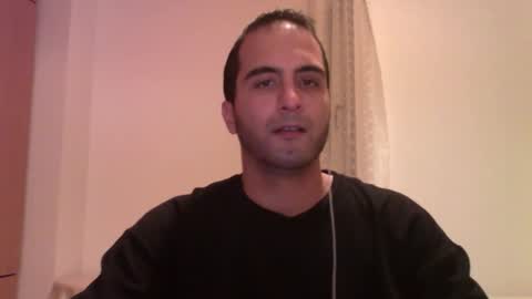 volve5 online show from December 3, 7:22 pm