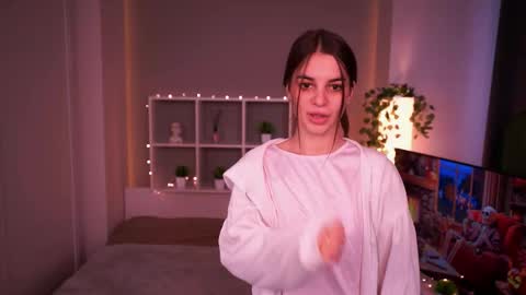 Sofia online show from November 8, 6:57 am