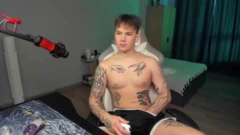 vova online show from December 4, 11:30 am