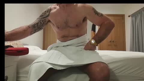 Snapshot of voyeur1391365 chatting on September 17, 7:37 pm voyeur1391365 online show from September 17, 7:37 pm