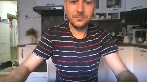 Snapshot of vozd chatting on May 18, 2:01 pm sweetcock online show from May 18, 2:01 pm