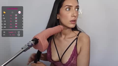Snapshot of vsantini_ chatting on September 24, 10:24 pm vsantini_ online show from September 24, 10:24 pm