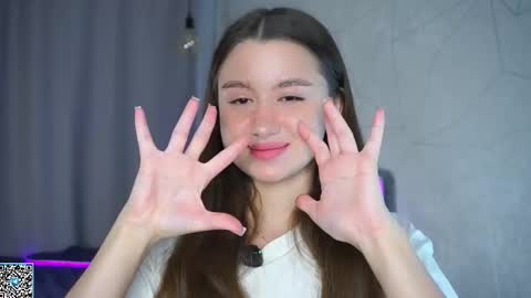 Snapshot of vvilly_wonka chatting on October 28, 1:42 am Ethal - thank you for thumb up online show from October 28, 1:42 am