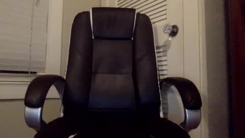 Snapshot of w988358 chatting on February 2, 3:32 am w111111 online show from February 2, 3:32 am