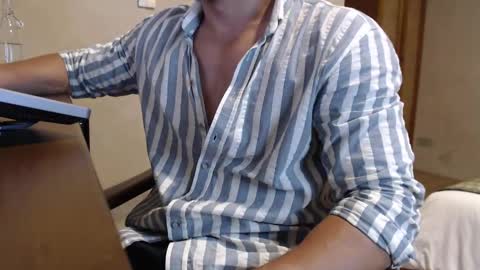 w_witcher online show from March 9, 4:49 am