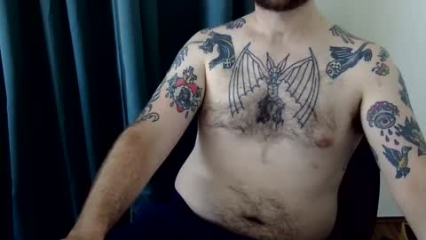 waguylooking online show from March 18, 7:22 am