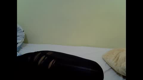 Snapshot of wakanda_43 chatting on June 8, 4:57 am candy online show from June 8, 4:57 am