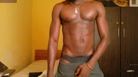 Snapshot of wakanda_mamba chatting on April 14, 12:33 pm Wakanda Mamba online show from April 14, 12:33 pm