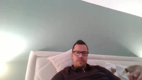 wakandalive online show from October 28, 12:25 am