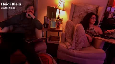 wakehimup online show from November 14, 6:23 am