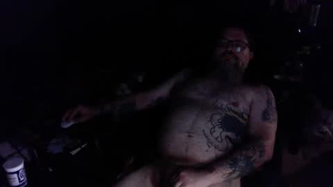 Snapshot of wakeupthedead77 chatting on May 25, 9:21 pm Mr. Dead online show from May 25, 9:21 pm