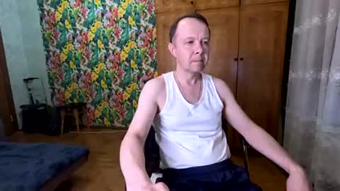 Snapshot of waldemar_steel chatting on August 1, 6:40 pm waldemar_steel online show from August 1, 6:40 pm