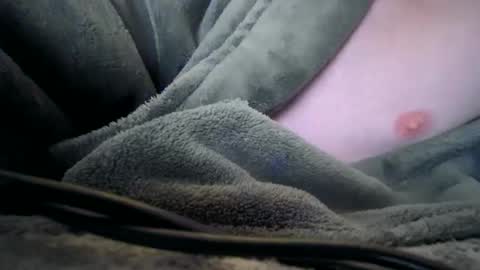 Snapshot of wallsend74 chatting on January 7, 2:36 am wallsend74 online show from January 7, 2:36 am