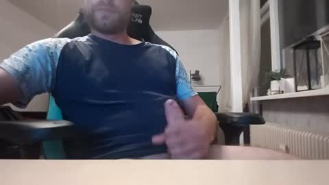 wallypower99 online show from August 1, 10:30 pm