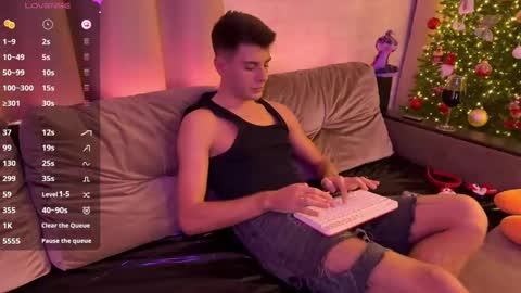 Walt Enjoy online show from December 15, 6:59 pm