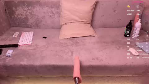 Snapshot of walt_enjoy chatting on July 28, 3:54 pm Walt Enjoy online show from July 28, 3:54 pm
