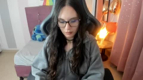 Snapshot of wanda_sg chatting on June 11, 12:32 am Alexandra online show from June 11, 12:32 am