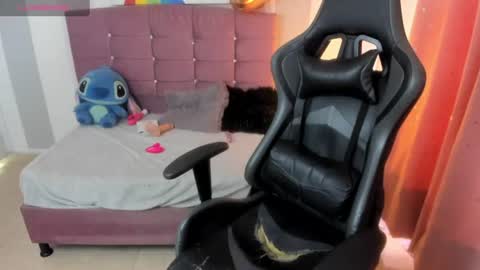 Snapshot of wanda_sg chatting on July 30, 1:54 pm Alexandra online show from July 30, 1:54 pm