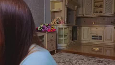 hello guys im Lilian online show from September 20, 5:41 am