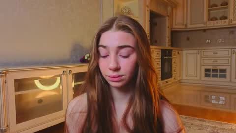 hello guys im Lilian online show from October 13, 3:06 am