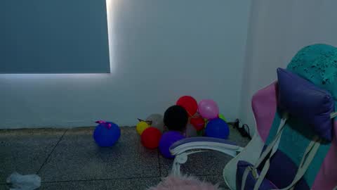 Wanda online show from February 19, 12:01 pm