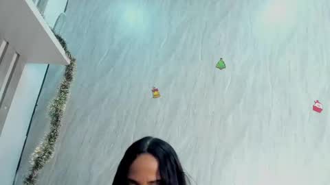  wanda  online show from December 3, 9:23 pm