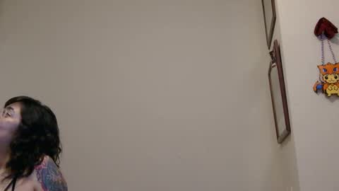 COSMOxWANDA online show from March 10, 2:27 am