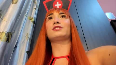 Snapshot of wanderlust_xxx chatting on November 25, 5:13 pm Sarah Catalina Amado. Wanderlust online show from November 25, 5:13 pm