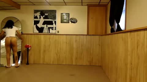 wanderlustgaal online show from December 19, 1:18 pm