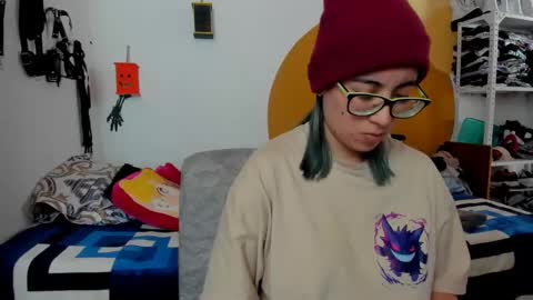 Snapshot of waningrosee chatting on March 5, 4:02 pm Waningrose Lu online show from March 5, 4:02 pm