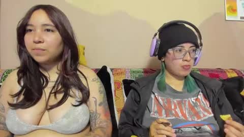 Snapshot of waningrosee chatting on September 16, 1:06 am Waningrose Lu online show from September 16, 1:06 am