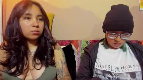 Snapshot of waningrosee chatting on October 6, 1:03 am Waningrose Lu online show from October 6, 1:03 am