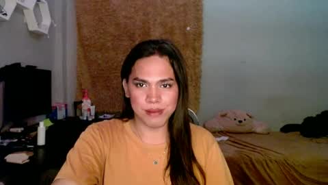 Snapshot of wanna_bewithyouxxx chatting on June 11, 7:34 pm LIZA online show from June 11, 7:34 pm