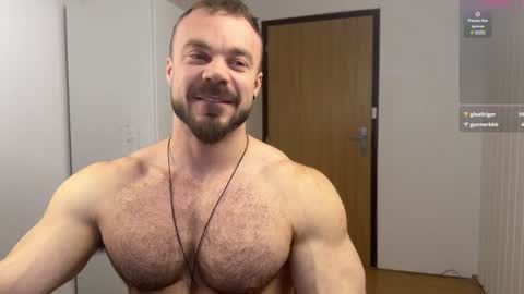 Snapshot of wannaseeyourface chatting on January 28, 7:32 am new online show from January 28, 7:32 am