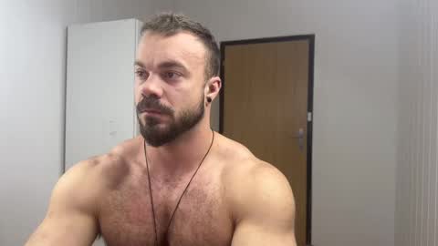 Snapshot of wannaseeyourface chatting on February 21, 7:23 am new online show from February 21, 7:23 am