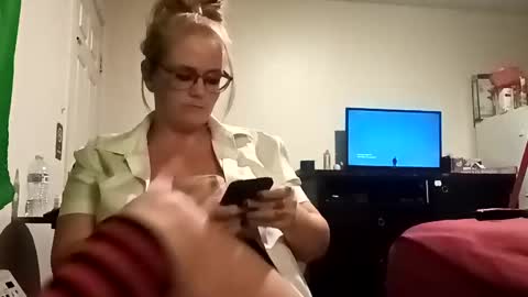 Snapshot of wantstobegood420 chatting on February 7, 8:53 pm MsMandii2020 online show from February 7, 8:53 pm