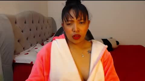 Snapshot of warisgoddes chatting on June 18, 8:58 am EMILY online show from June 18, 8:58 am
