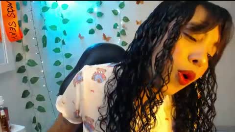 EMILY online show from July 28, 6:53 am